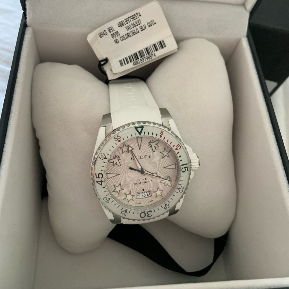 GUCCI Dive 40 136.3 Quartz Diver Watch Men's